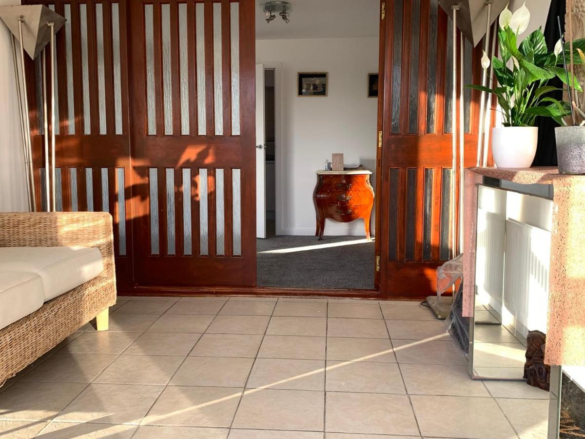 Beach Front Apartment With Free Parking, St Annes Lytham St Annes Exterior photo